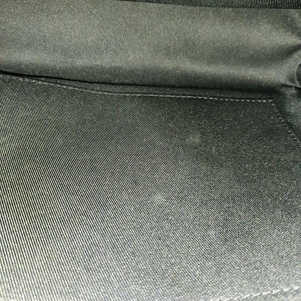[Pre-Owned] District Mm Monogram Canvas Leather Commuter Briefcase Laptop Bag - Very Good #OMBN2A
