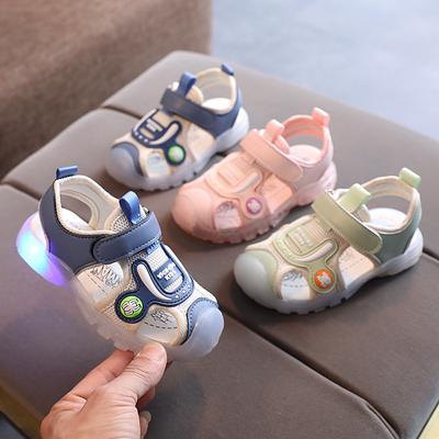 Summer Boys and Girls Light Up Sandals 1-6 Years Old Light Up Soft Bottom Baby Toddler Shoes Wrapped Toe Anti-kick Beach Shoes Light Up Sandals