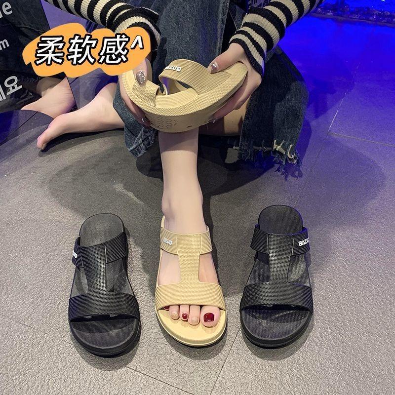Student Flat-heeled Sandals Women's Comfortable Soft-soled Wear-resistant Casual Versatile Beach Shoes Summer and Autumn New Models