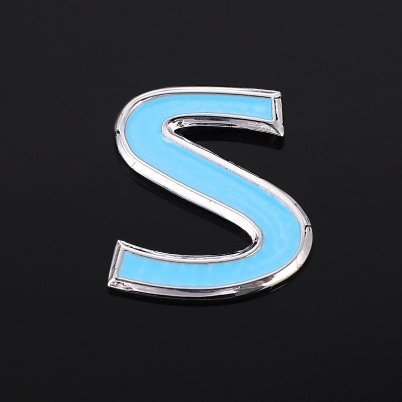 Kqsdr10 Red S Emblem Badge Car Sticker 3D Metal Styling Refitting Rear Trunk Fender Decal for Infiniti Q50 Q50L Q30 Q70 Refitting IPL
