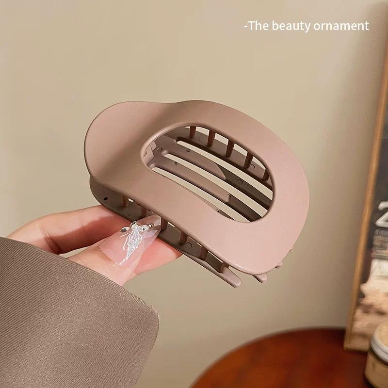 

Модная матовая изогнутая плоская акриловая заколка-краб для волос с леопардовым принтом - Прочный и стильный аксессуар для всех типов волос 1PCS