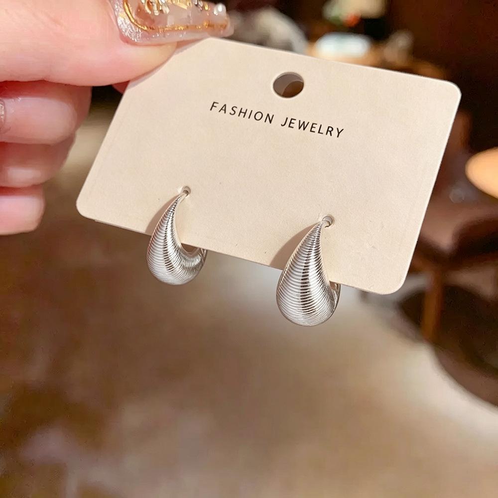 Elegant Glossy U-shaped Earrings for Women - Minimalist, Versatile Fashion Design
