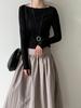 Lu Xi Retro High-Intellect Boat Neck Slim Fit Long Sleeve Top for Women - Autumn Edition