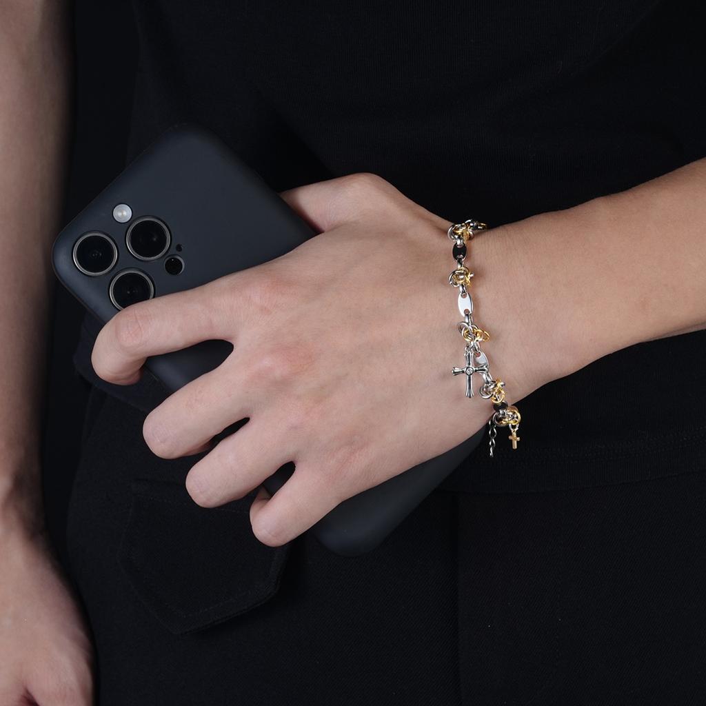 Stainless steel Thorn Cross Linked Hand Chain for Men and Women Hip-Hop Hand Rings Hand Chain