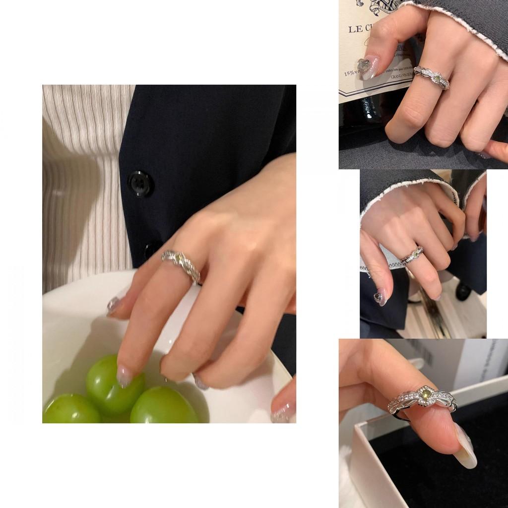 Hochwertiger koreanischer Ring mit grünem Zirkonia für Damen Perfekt für stilvolle Fingermode