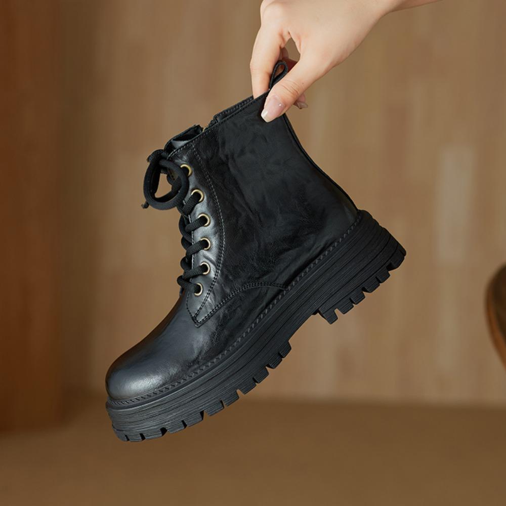 Fashion Boots Women Trends 2025 New Autumn and Winter Velvet Thick Heel Retro Pleated Locomotive Boots for Woman Winter Warmth