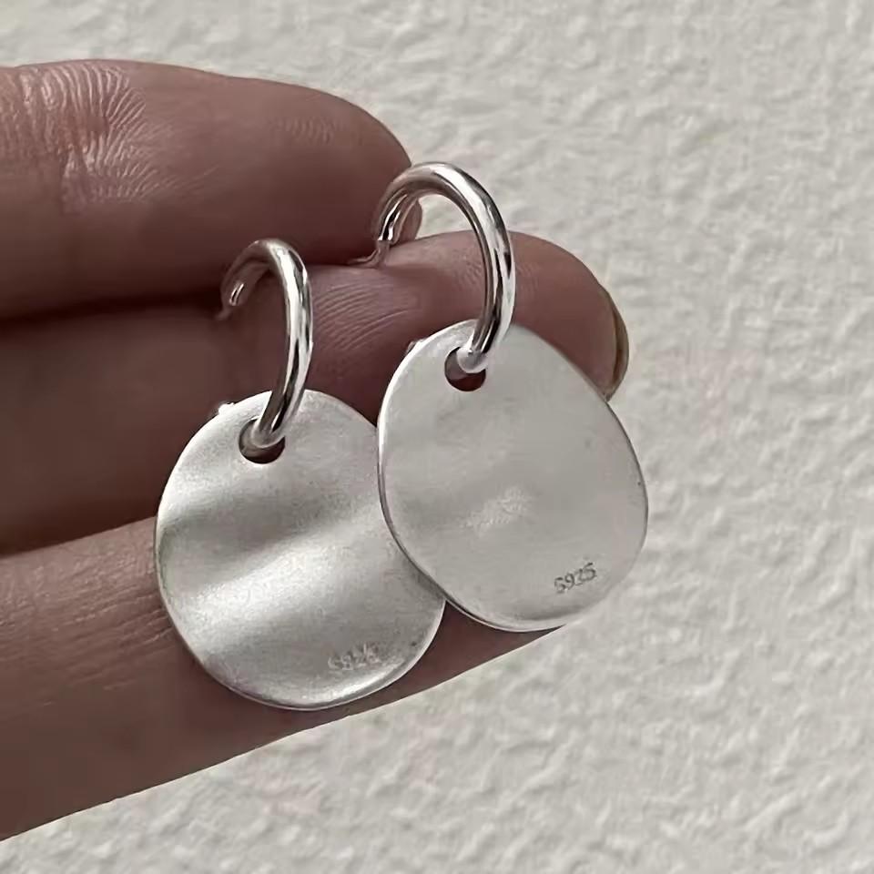 

PANJBJ 925 Sterling Silver Hoop Earring for Women Love Heart Minimalism Sweet Romance Lovely Office Jewelry Gift Dropshipping