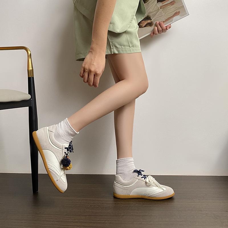 

Leather women s new inner height increase casual sports shoes versatile pine cone contrasting shoelaces women 40