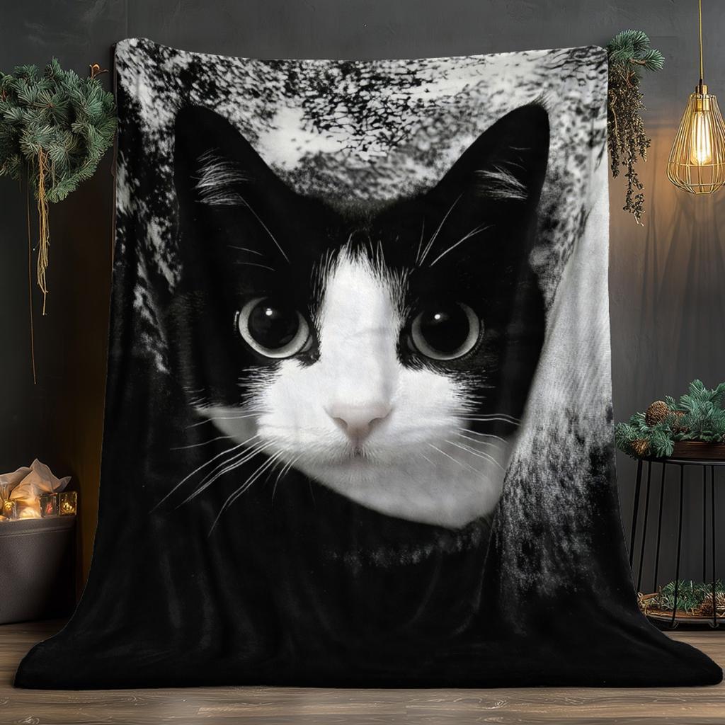 Cute Tuxedo Cat Blanket 2D Soft Cozy Flannel Throw Blanket For Bed Couch Sofa Camping Travel Warm Blanket For Cat Lovers Gift