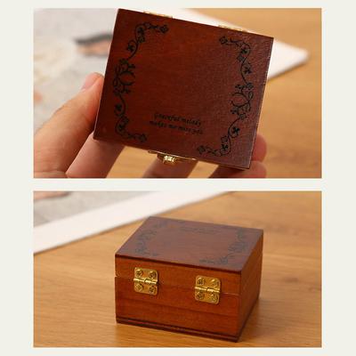 1:12 Vintage Mini Dřevěný Kufr pro Domeček pro Panenky Úložný Box Model Nábytek pro Domeček pro Panenky Dekorace Domeček pro Panenky Domácí Doplňky