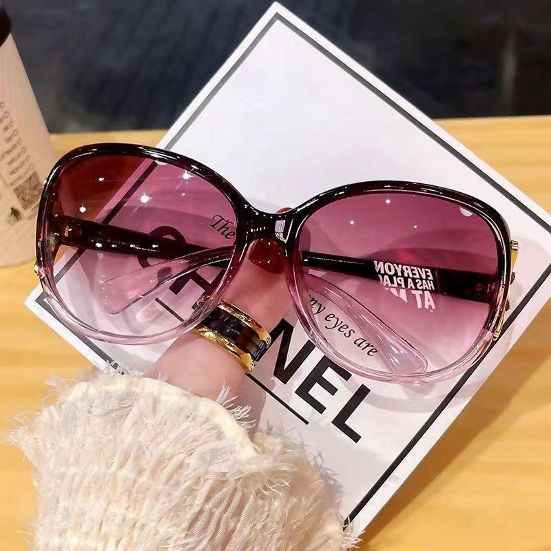 Sunglasses Women's UV Protection Big Face Thin Sunscreen Sunglasses Korean Version of Advanced Sense Sticker Diamond