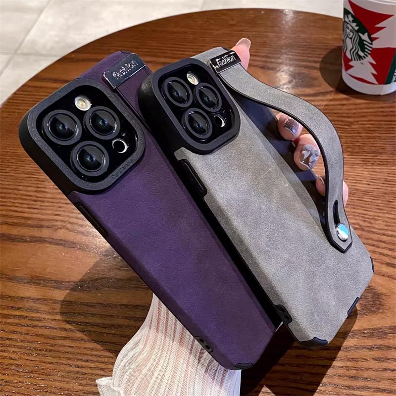 Luxuriöser Wildleder Pelz Leder Handgelenkband Halter Weiche Handyhülle Für iPhone 16 15 11 12 13 14 Pro Max 16 Plus Stoßfeste Bumper Abdeckung