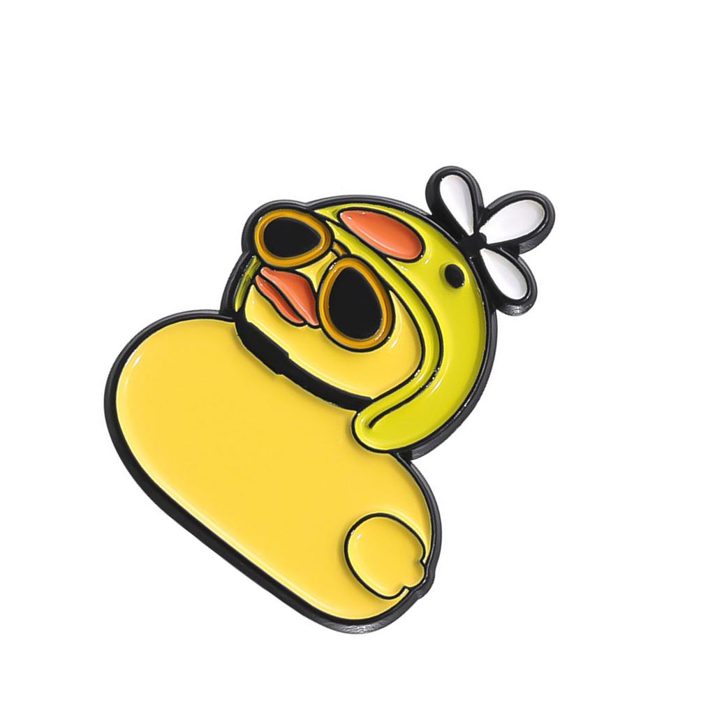 Adorable Duck Design Metal Brooch Fun Duckling Brooch Craetive Badge Pin Perfect For Adding A Touch Of Quirkiness