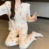 Haine pentru casă și somn – Pijamale și compleuri de dormit