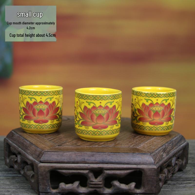 Keramische Opferbecher für Buddha, Guanyin und den Gott des Reichtums - Klein, Perfekt für Weihwasser und zum Anziehen von Reichtum.