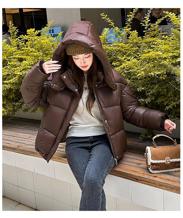 Women’s Short Detachable Hood Windproof Thicken Warm Winter Jacket With Raglan Sleeves