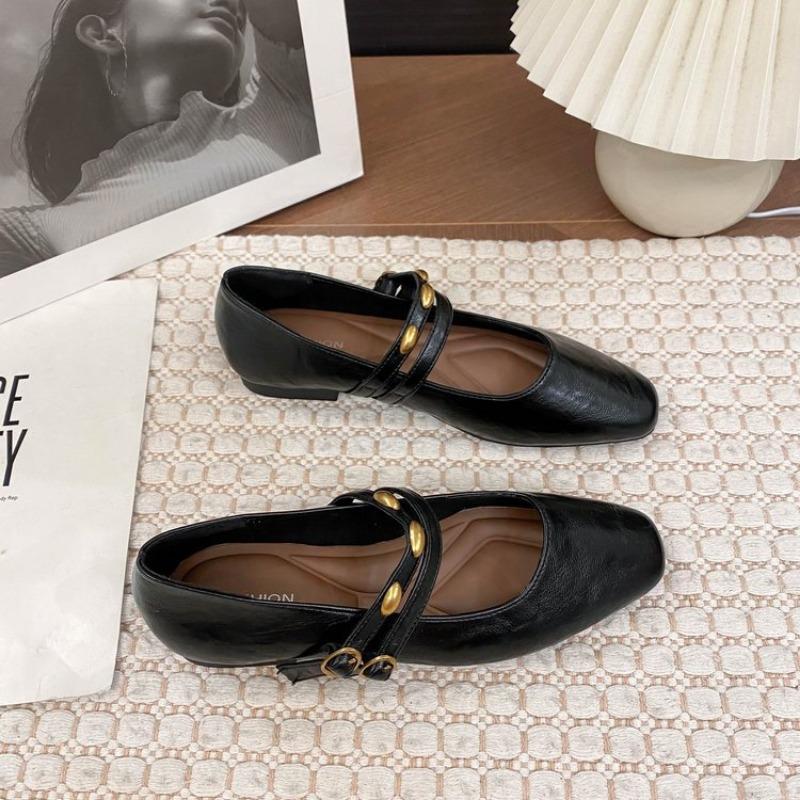 

Double buckle with retro square head shoes women s autumn new flat-bottomed small leather shoes with skirts and shallow single shoes 35 чёрный