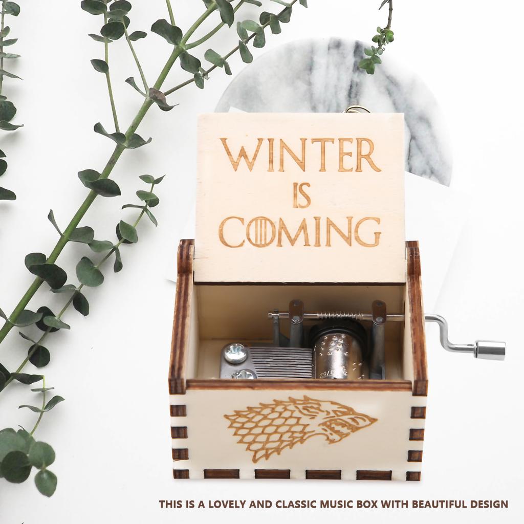 1Pc Wooden Carved Hand Crank Music Box Mechanical Classic Craft Birthday Gift