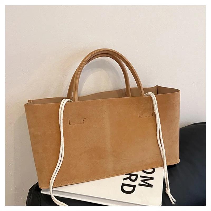 Retro Wildleder Koreanische Ausgabe Große Kapazität Vielseitige Pendler-Korbtasche für Damen