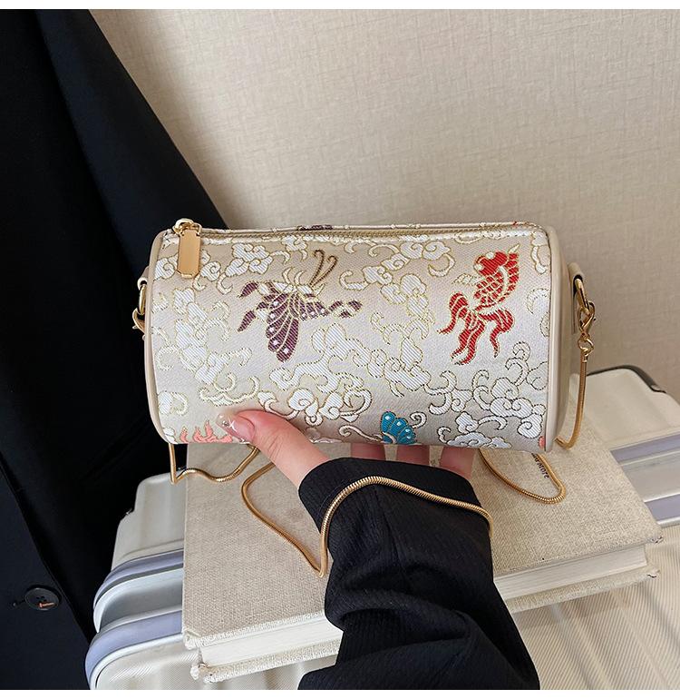 New Linen Bamboo Tote 2025 New Women's Bag Embroidered Sequined Women's Hand Carry Dinner Bag