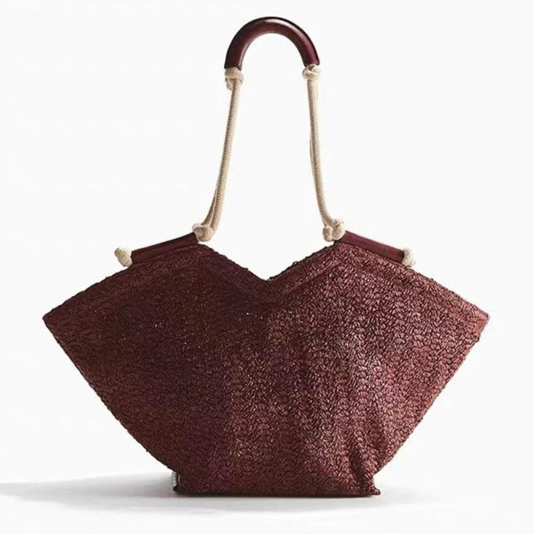 European And American Retro Large Capacity Hand Woven Bag Long Hand-held Shell Shaped