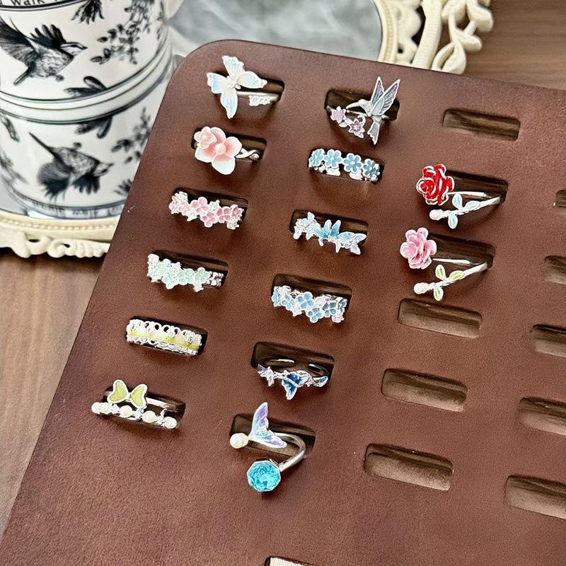White Delicate Smudging Gray-Green Retro Enamel Butterfly Personalized Opening Ring Female Flower Advanced Sense Super Fairy Ring