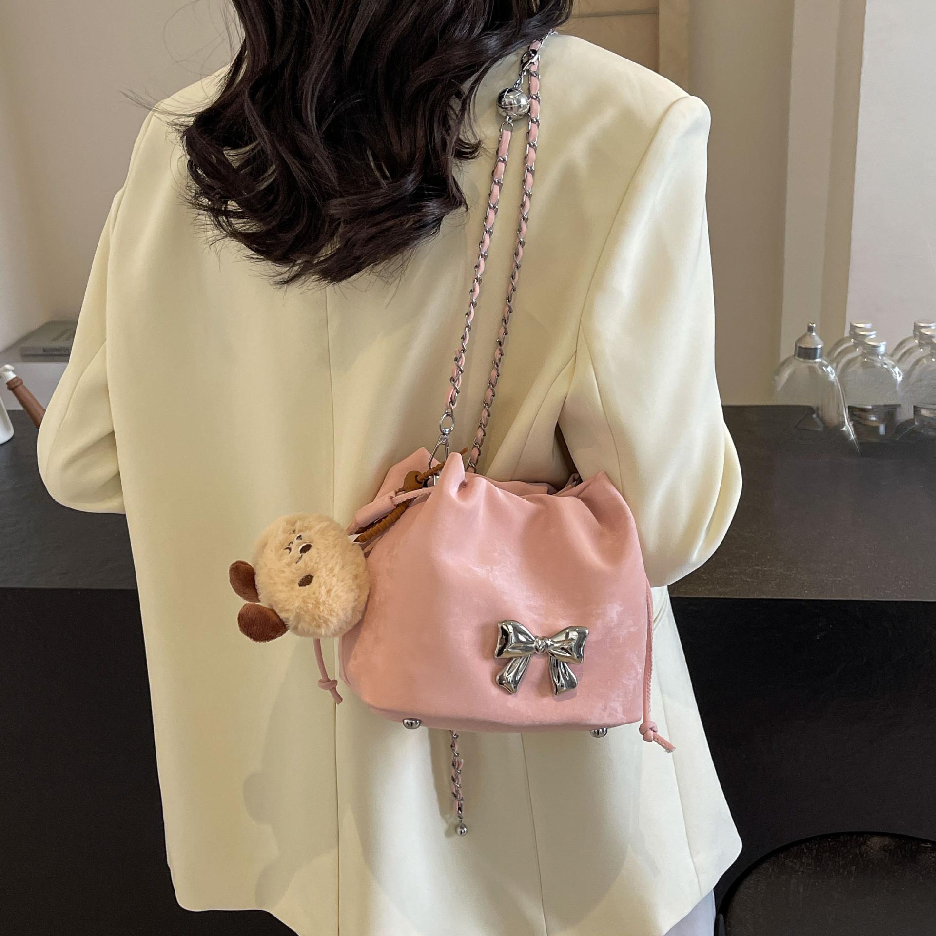 

Мятая сумка-ведро, простая и повседневная сумка через плечо, текстурированная нишевая сумка через плечо