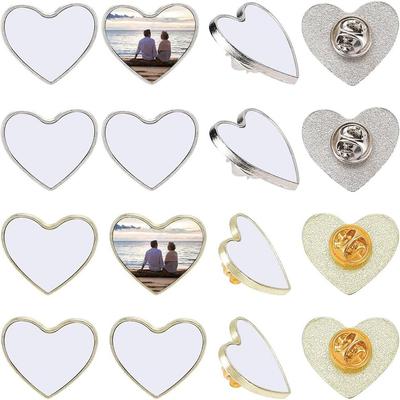 2 Stück DIY Button Pin Banks Sublimations Button Rohlinge Pins Herzform Fassschale Brosche mit Pin-Rückseite für Abzeichen Basteln Schmuck