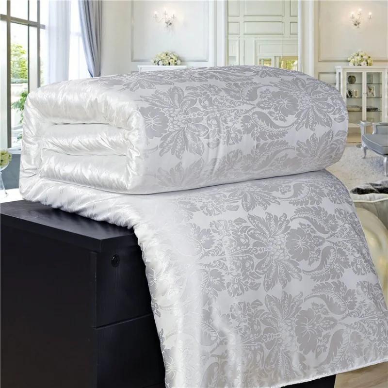 Satin Silk Quilt Gift, Summer Cool Quilt, Air Conditioning Quilt, and Seasonal Quilt