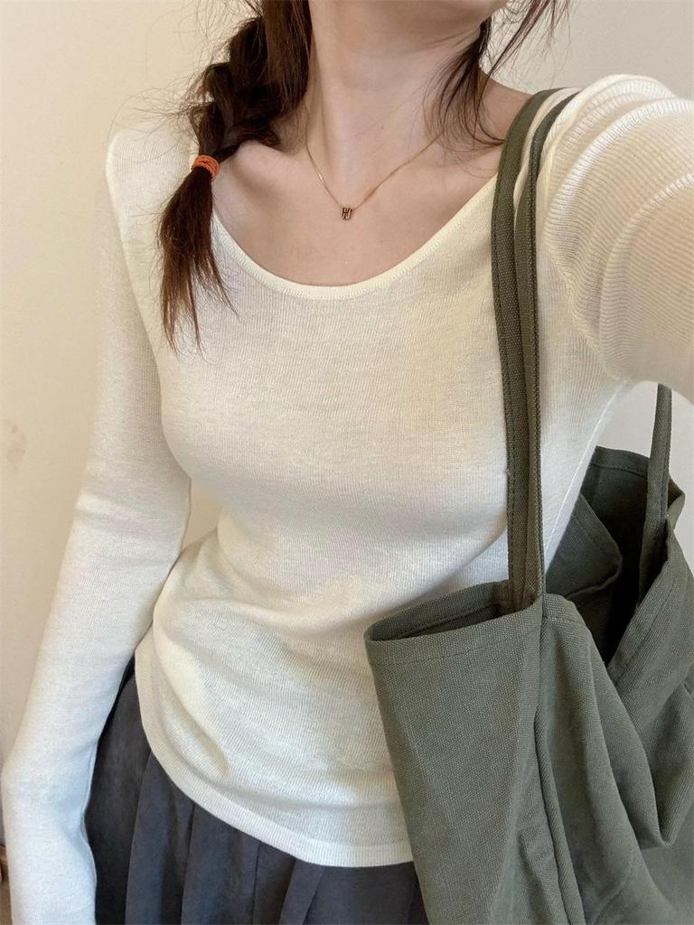 French Chic: Low Neck Knitted Tops for Women - 2025 Spring/Summer Long Sleeve Clavicle Sweater