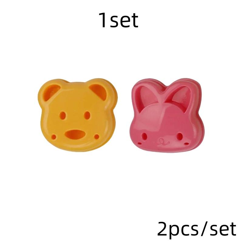 2pcs Sandwich Mould Bear Cat Rabbit Car Shaped Bread Mold Cake Biscuit Embossing Device Crust Cookie Cutter Baking Pastry Tools