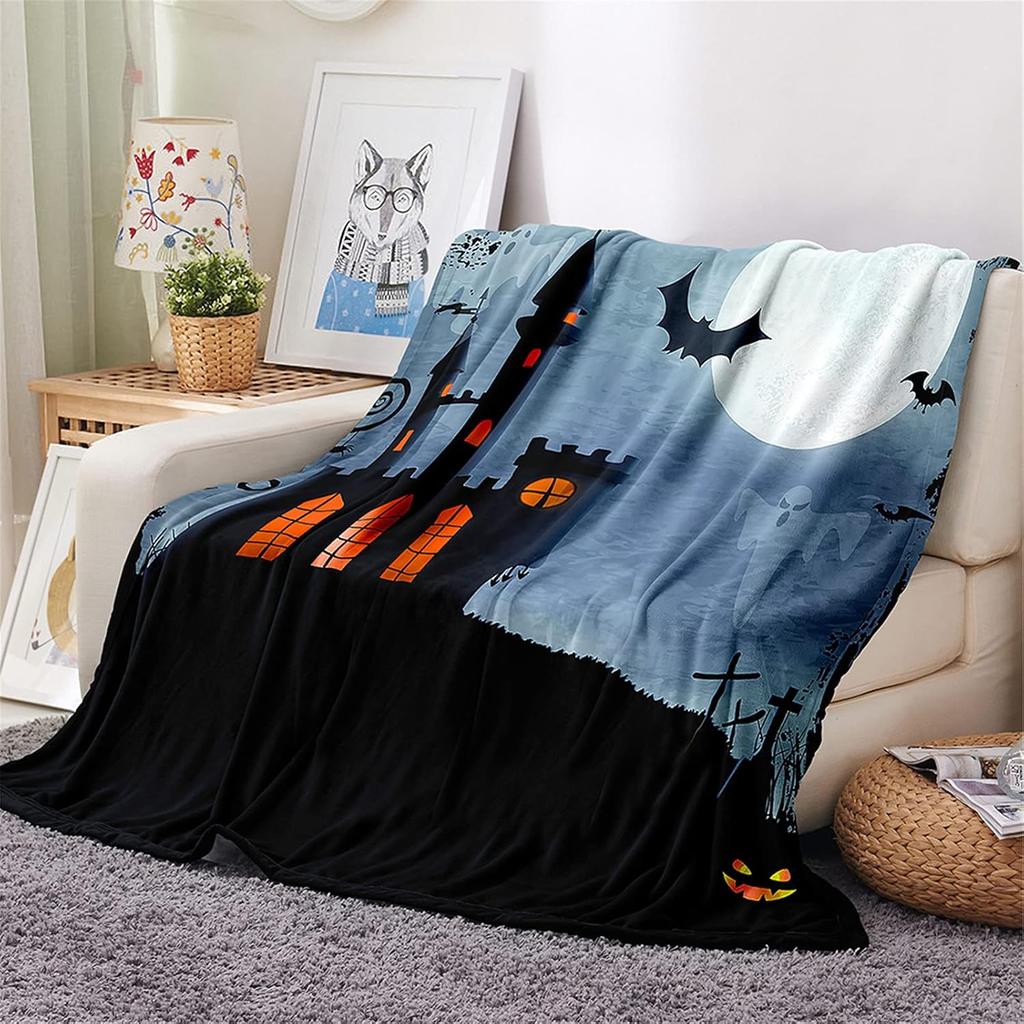 Halloween Bat Pumpkin Lantern Print Flannel Blanket Soft Warm Lightweight Cozy Fluffy Throw Blanket for Boys Girls Festival Gift