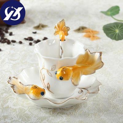 Neue Fason Kreative Goldfischform Keramiktasse Personalisierte Goldfisch-Kaffeetasse Blumentee-Tasse