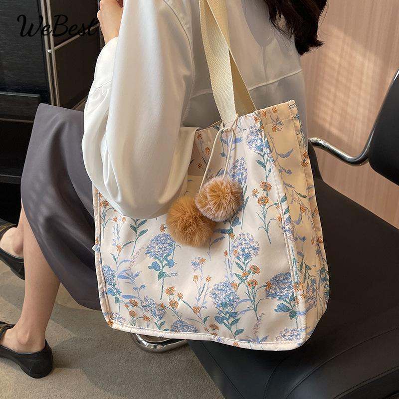 

Large Capacity Tote Bag for School and Daily Use
