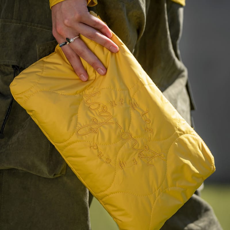 

DENIVEL [НАБОР] Стеганый мягкий чехол и шарф (4 цвета) BLACK_Free