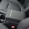 Accesorii pentru interiorul mașinii – Cotiere