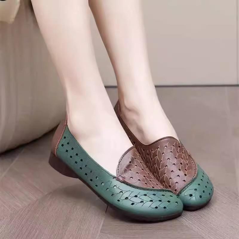 Casual Hollowed-out Women's Shoes Soft-soled Single Shoes, Toe Caps Flat Bottoms New Breathable Crocs