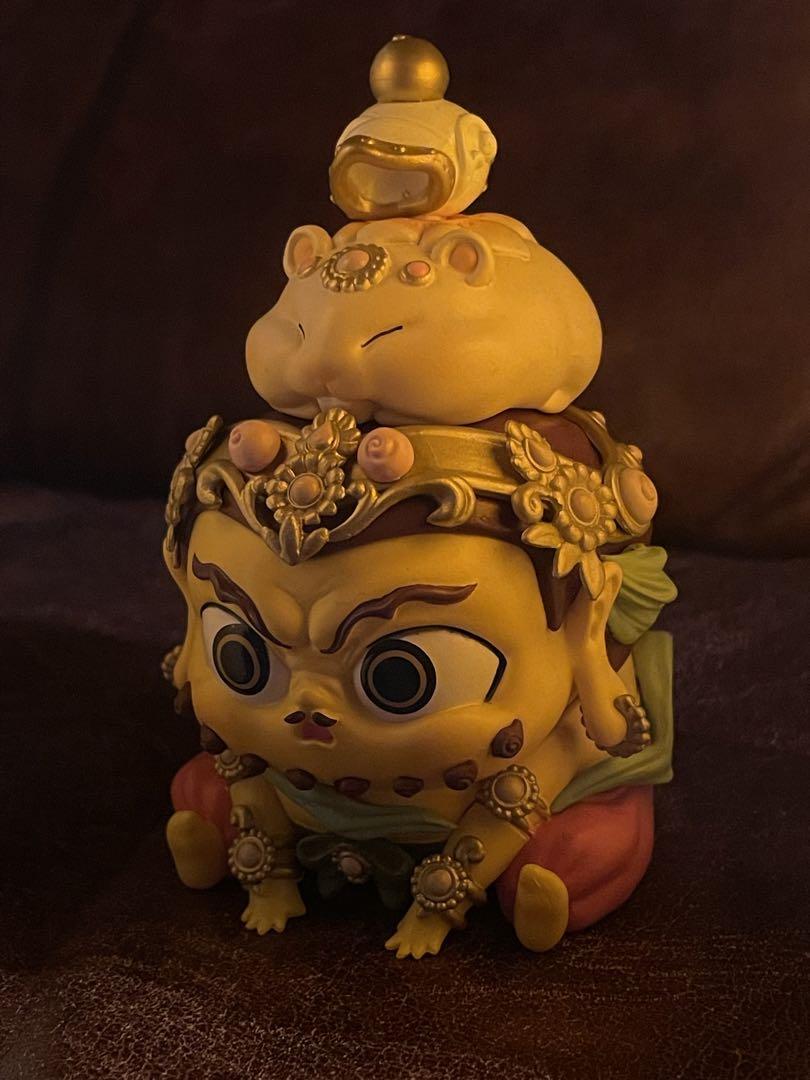 

[USED] Yellow God of Wealth Mythical Character Figure