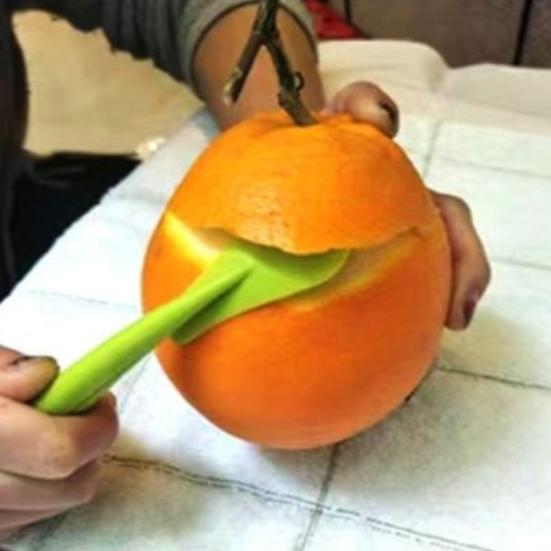 Curățător de portocale în formă de pește 2-în-1 Deschizător pentru fructe citrice Portocale Grapefruit Pomelo Instrument esențial de bucătărie pentru curățare fără mizerie