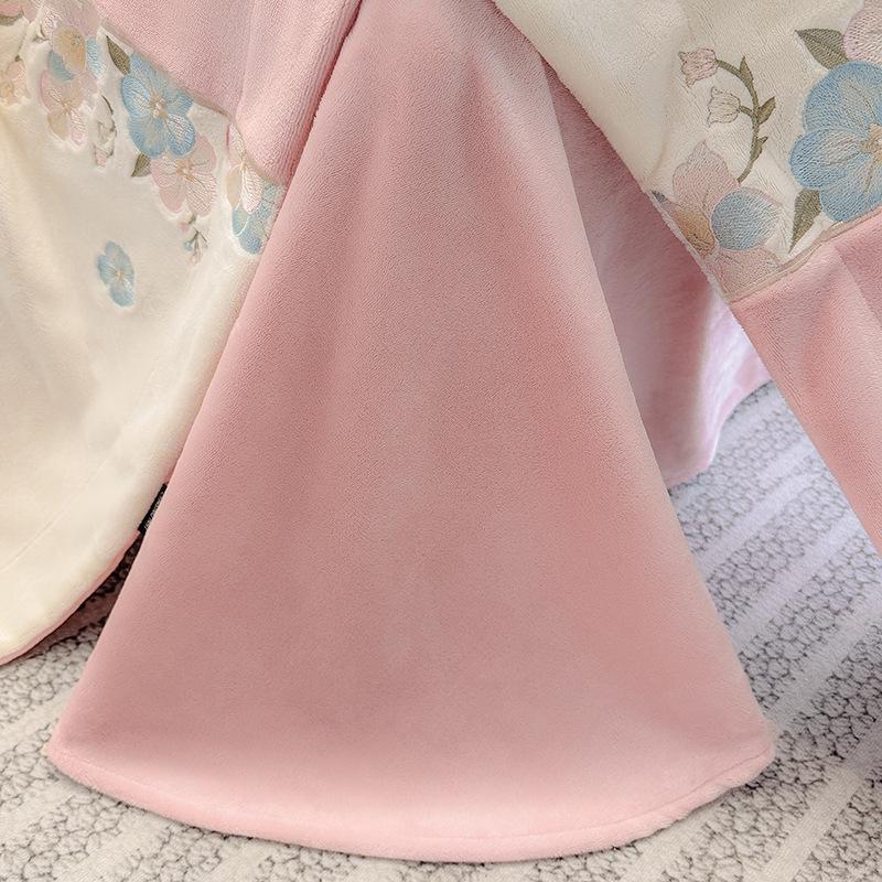 Embroidered Extra Thick Milk Velvet Four-Piece Winter Bedding Set—Duvet & Fitted Sheet, Full Matte Double Color