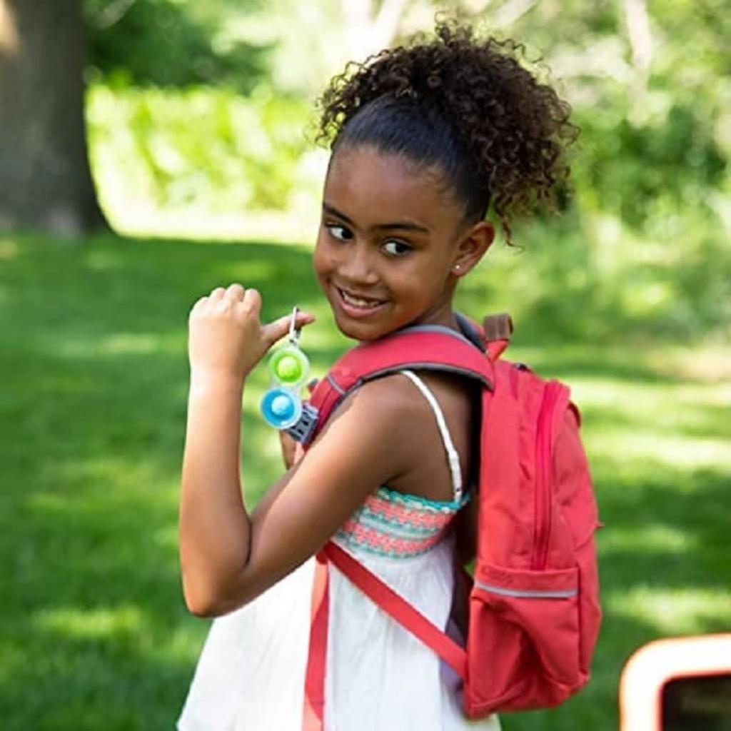 Brinquedos Fat Brain Simple Dimple Clear 3 cores Chaveiro de apertar Autêntico Tamanho Único (cores aleatórias) FA334-2