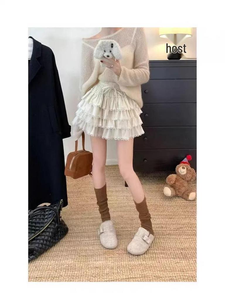 2026 Spring/Autumn Korean Lace-Trim High-Waist Slimming Short Ballet Skirt for Women