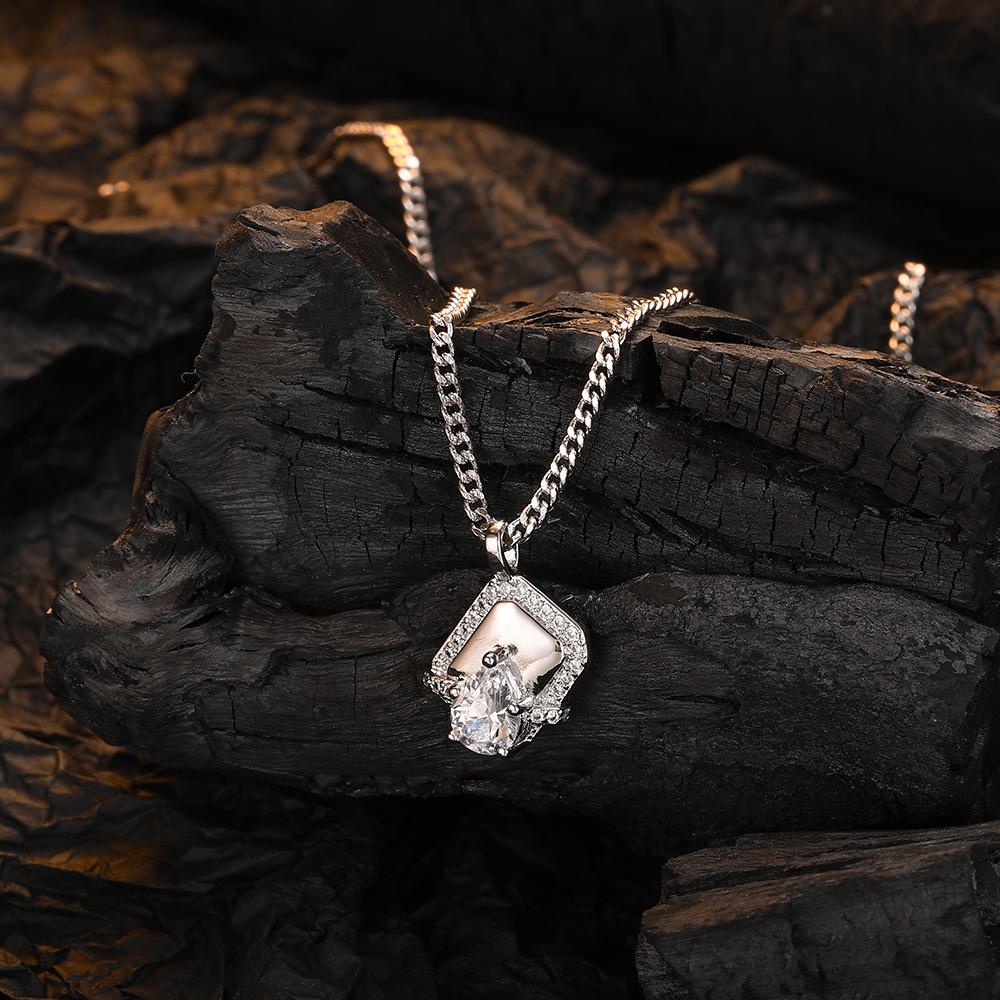 Square Necklace Zirconia Collarbone Chain Female Simple Water Drop Fashionable Jewelry Romantic Valentine's Day Gifts for Girlfriends