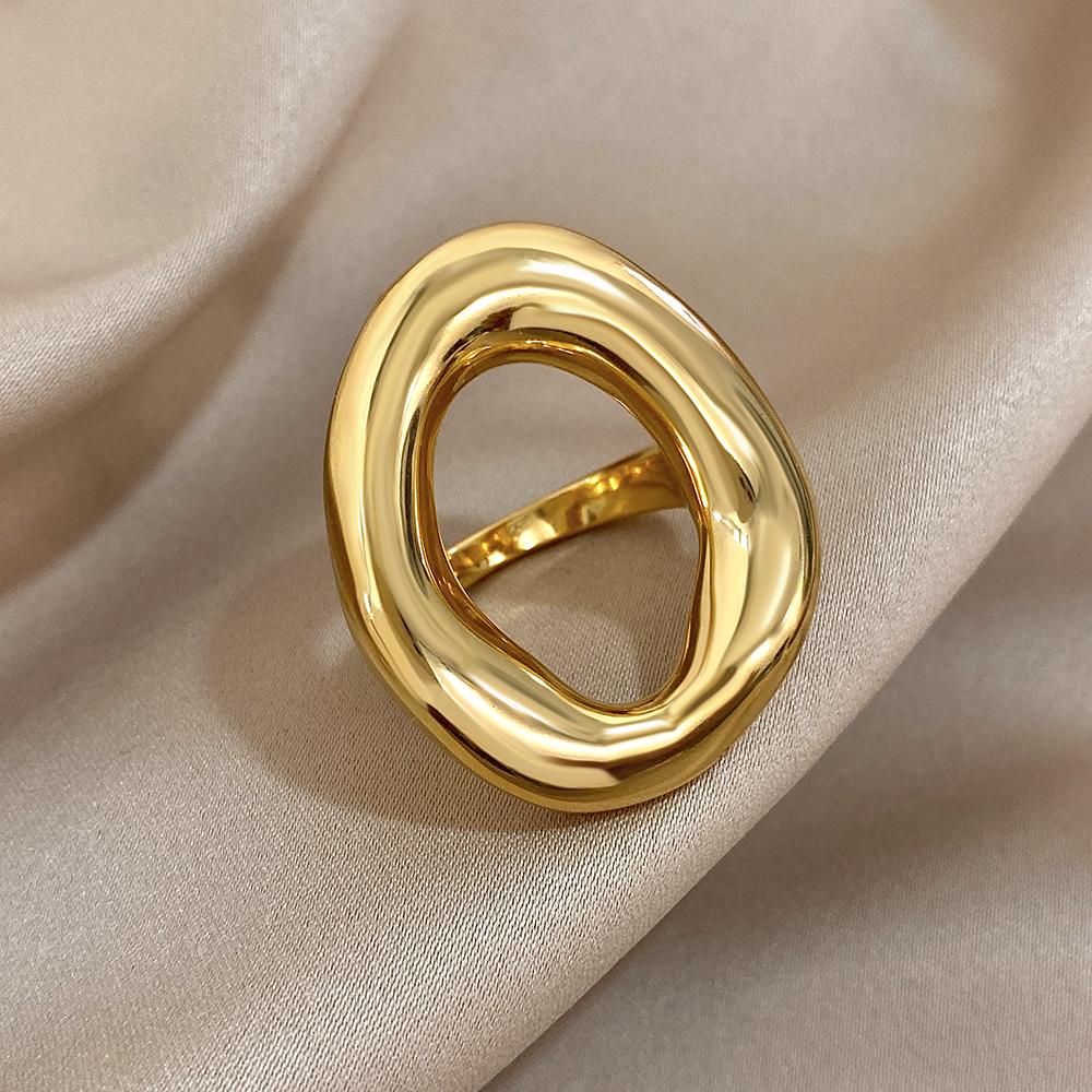 

Нержавеющая сталь массивные кольца для женщин золотого цвета водонепроницаемые женские гиперболические большие кольца простое геометрическое эстетическое женское кольцо 8