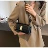 IELGY Retro All-Match Trendy Fashion Casual One-Shoulder Messenger Ladies Small Square Bag