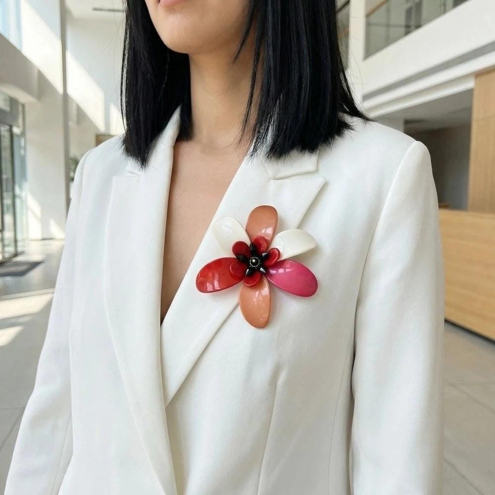 Exaggerated Acrylic Flower Brooch Vintage Colors Clothes Pin  Clothes Accessories