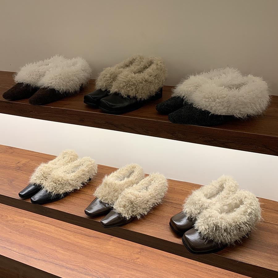 Korean Version of Square Head Plush Shoes Single Shoes Women's 2025 Warm Cotton Shoes French Thick Heel Retro Black Small Leather Shoes