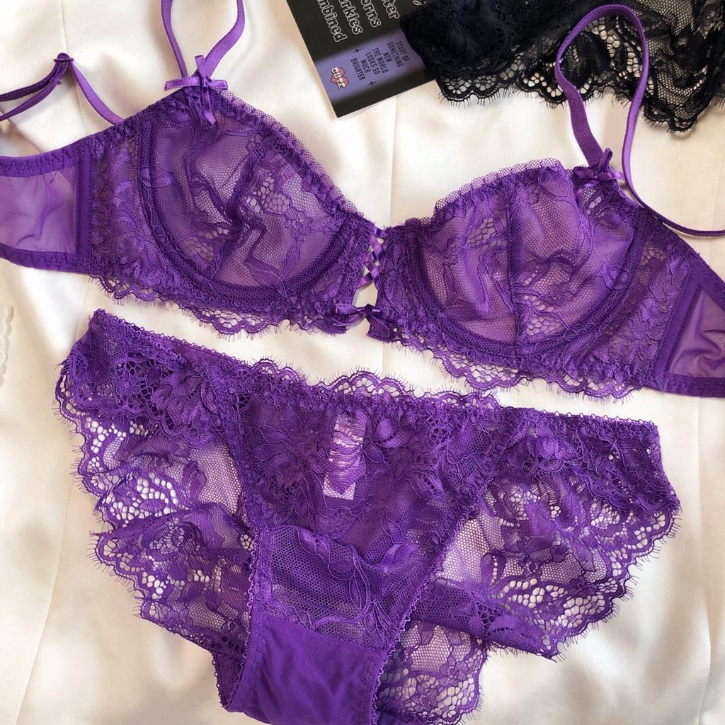 Sexy Hollow Bra French Ultra Thin Lace Embroidery Women Lingerie Set Underwire Push Up Bras Breathable Underwear and Panties Set
