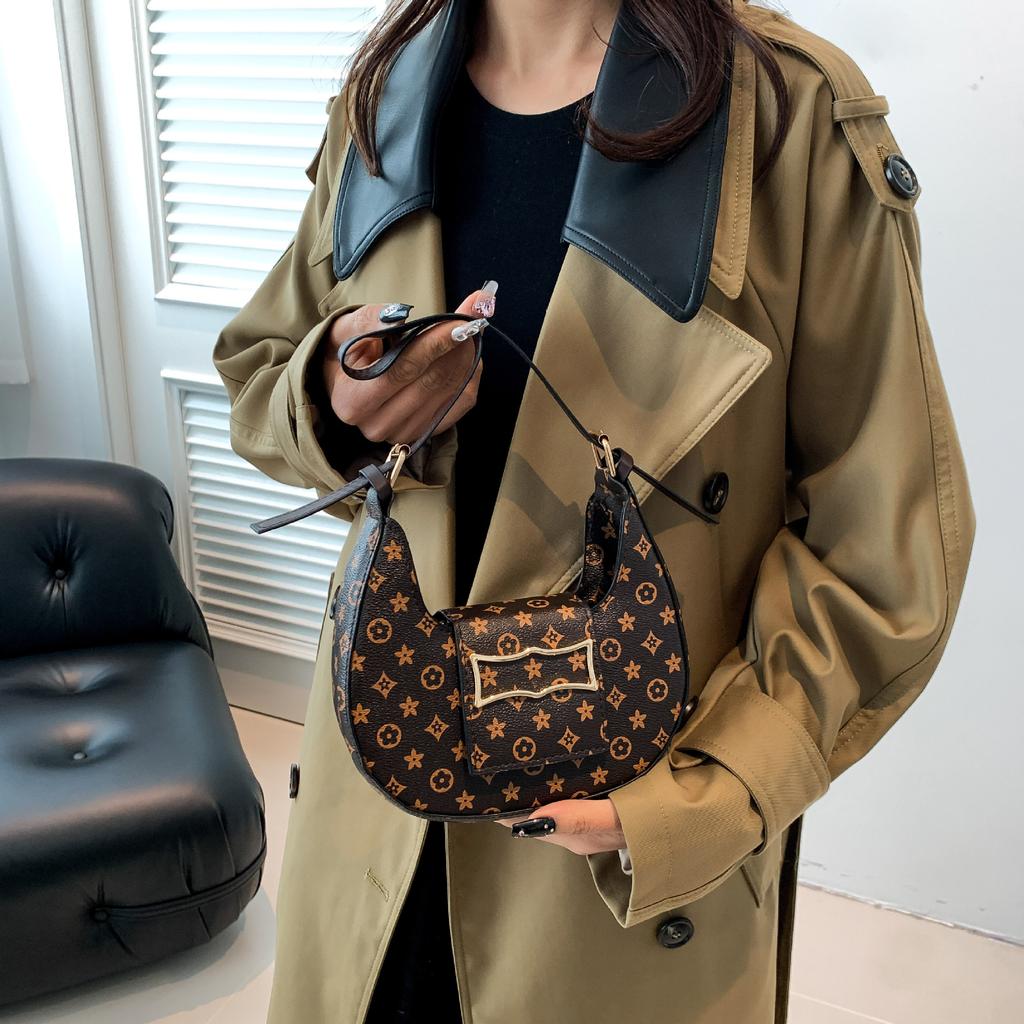 Taschen für Frauen im Frühling Neu Unterarmtaschen Mode Trendige Täglich Lässig Persönlichkeit Modische Handtasche Schultertasche