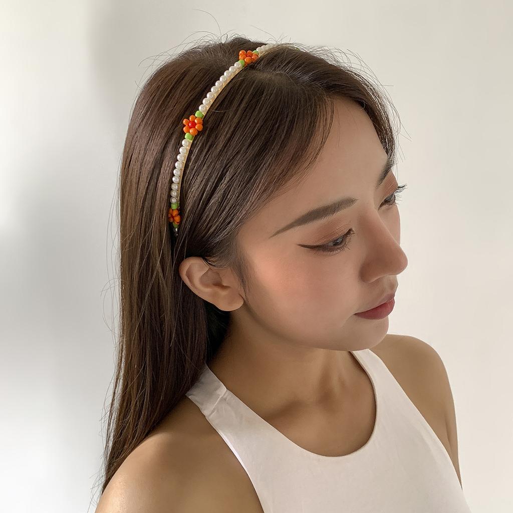 Holiday Idyllic Small Daisy Flower Rice Bead Headband, Simple Winding Sweet And Cool Imitation Pearl Hair Accessories